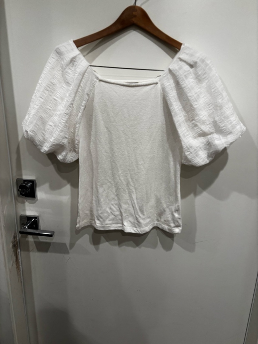 Pleione White Puff-Sleeve Square Neck Top